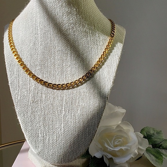 14k gp Boyfriend Curb-Link Chain Necklace
in Gold - Picture 1 of 8